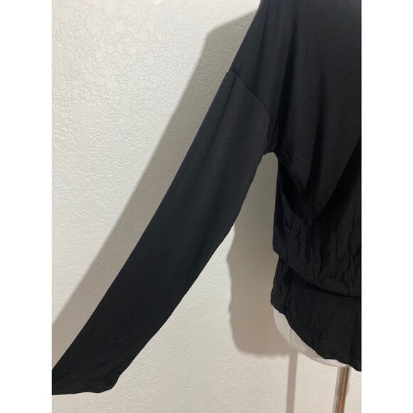 NWT Michael Lauren REVOLVE Seth Drop Shoulder Black jersey Faux Wrap Top Size XS - Picture 4 of 7